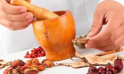 Traditional medicine recipes are a complement to the main treatment for prostatitis.